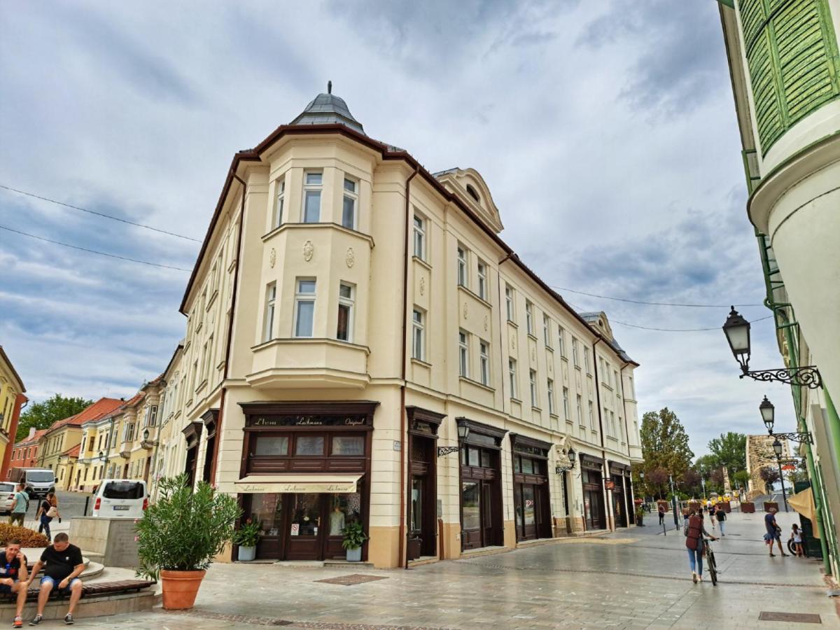 Hotel Domus Collis غيور المظهر الخارجي الصورة