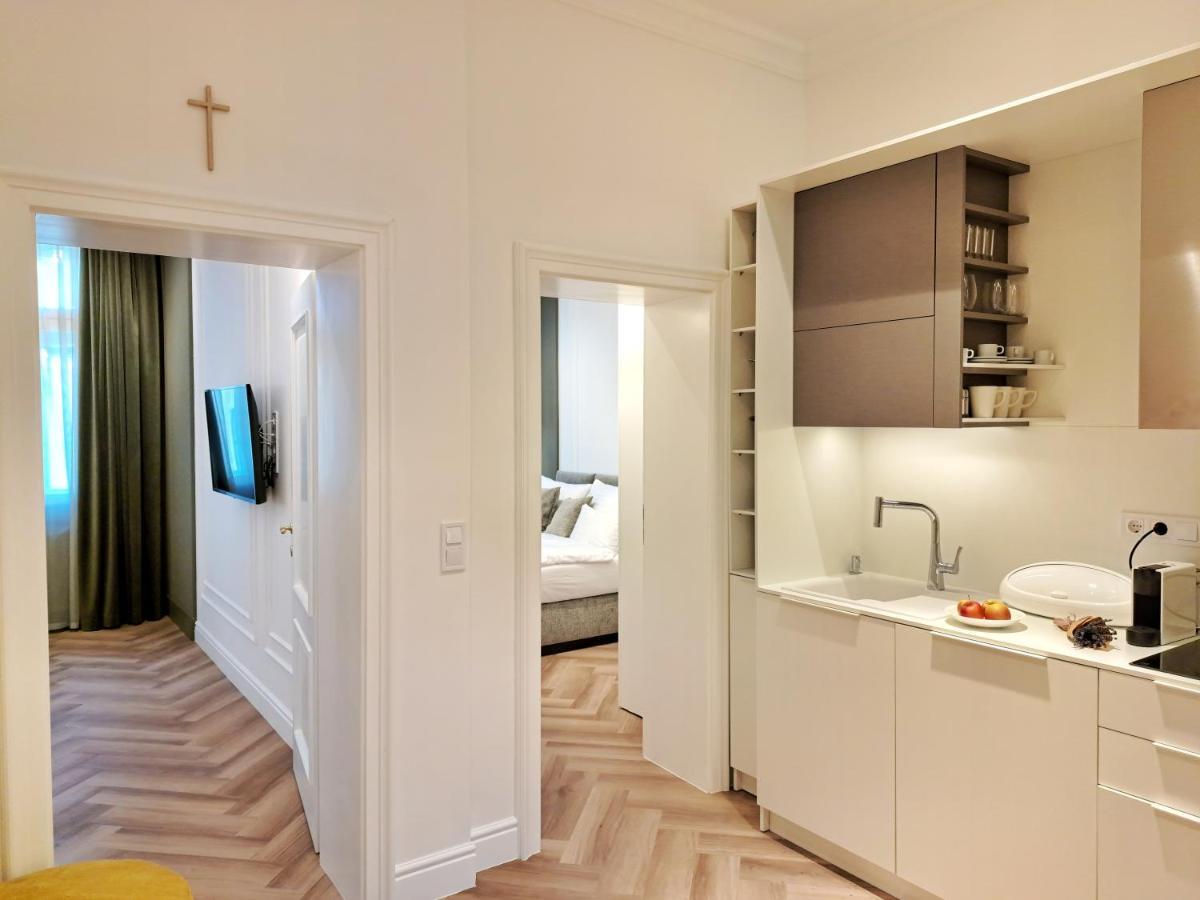Hotel Domus Collis غيور المظهر الخارجي الصورة
