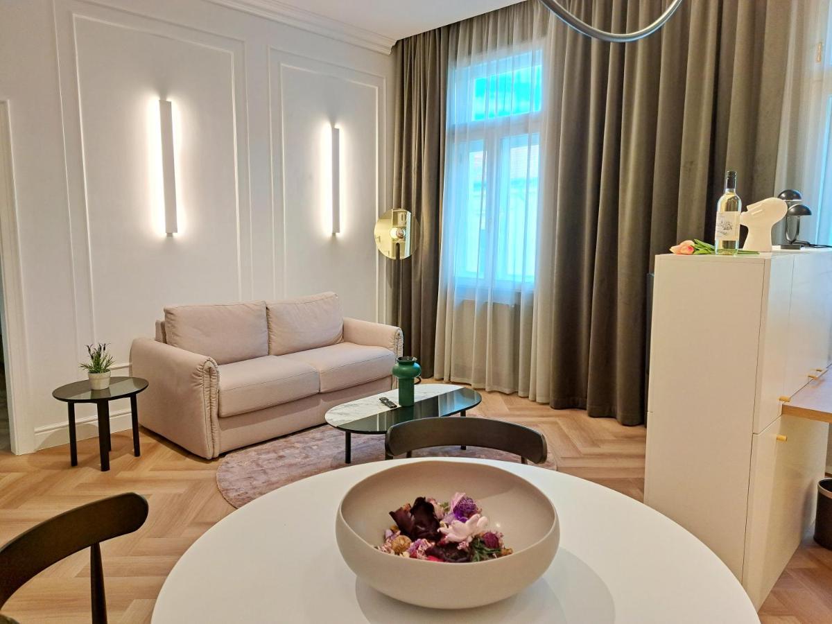 Hotel Domus Collis غيور المظهر الخارجي الصورة