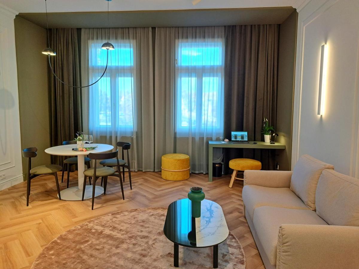 Hotel Domus Collis غيور المظهر الخارجي الصورة
