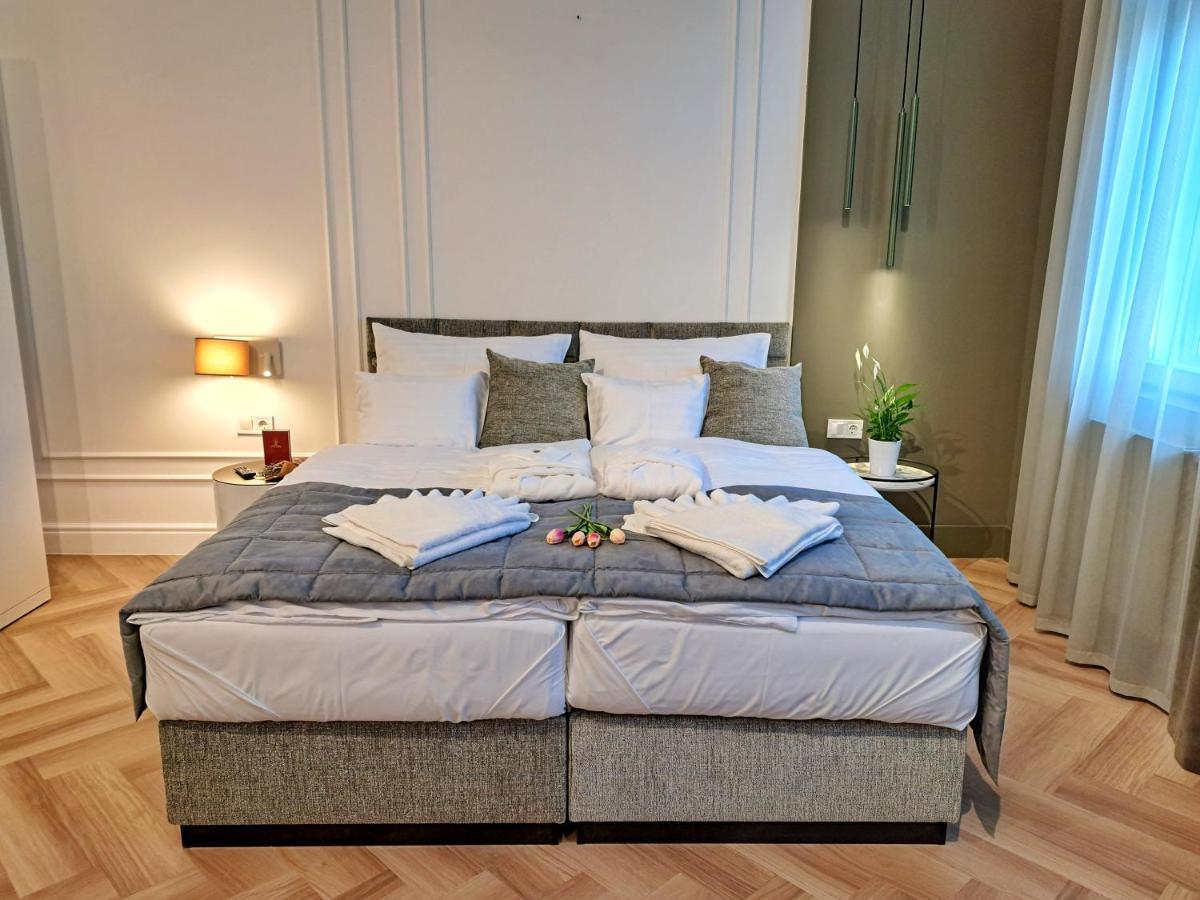 Hotel Domus Collis غيور المظهر الخارجي الصورة