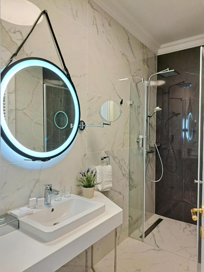 Hotel Domus Collis غيور المظهر الخارجي الصورة