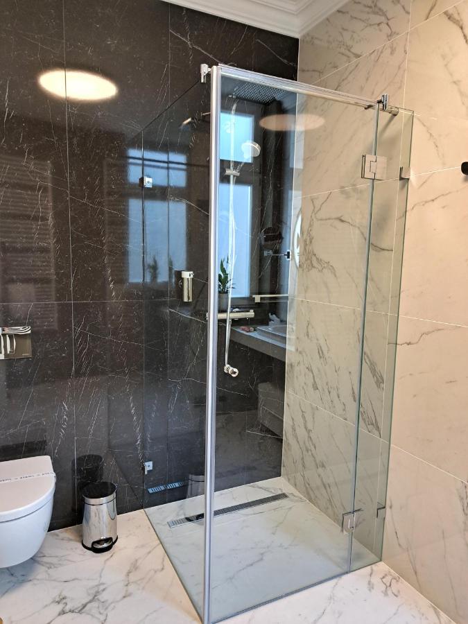 Hotel Domus Collis غيور المظهر الخارجي الصورة