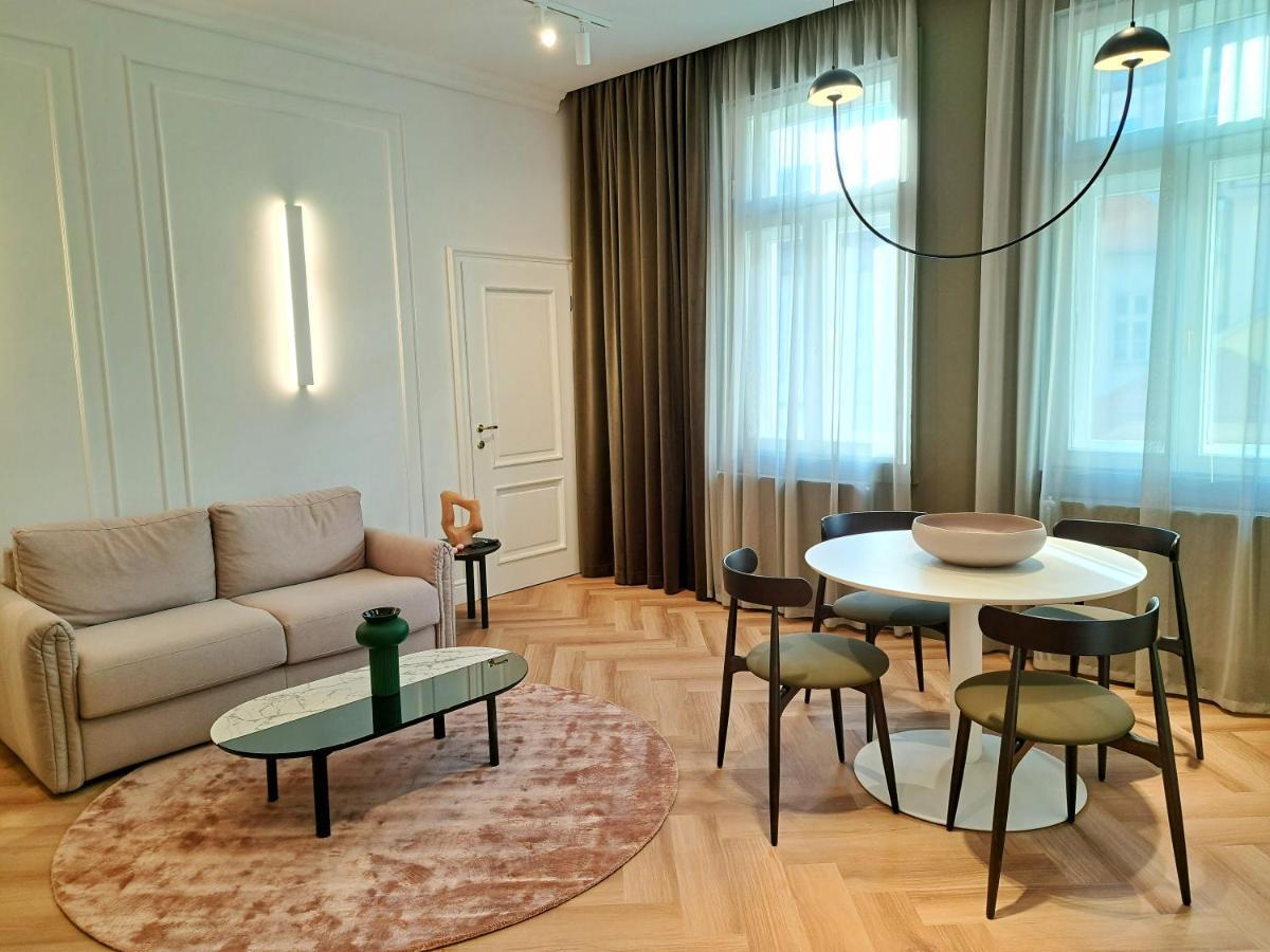 Hotel Domus Collis غيور المظهر الخارجي الصورة