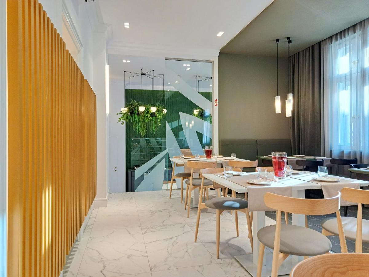 Hotel Domus Collis غيور المظهر الخارجي الصورة
